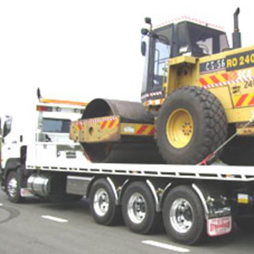 Service Machinery Towing