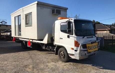 24 hour emergency towing